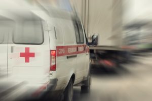 Kursy i szkolenia na kierowców pojazdów uprzywilejowanych kurs dla konwojentów szkolenia podstawowe dla kierowców karetek